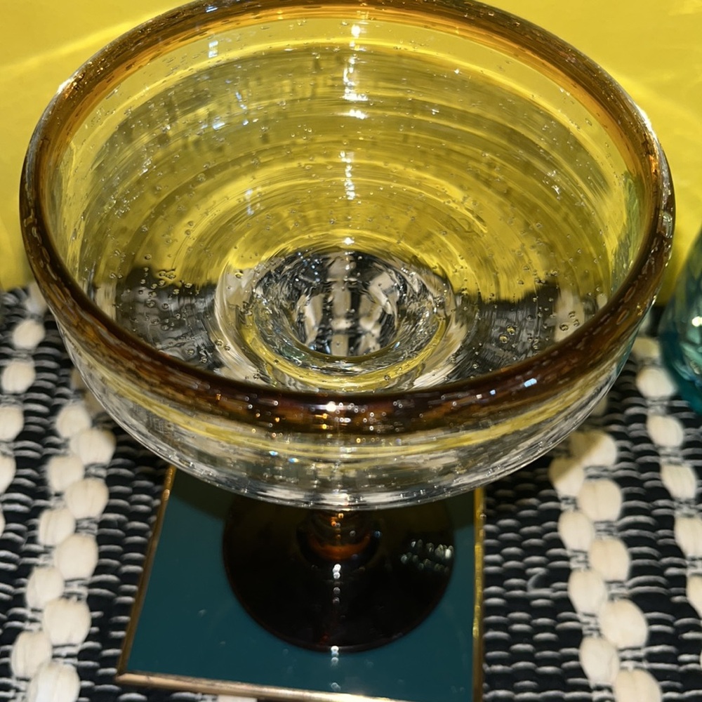 Elegant Amber Bubble Glass Margarita - Picture 3 of 6